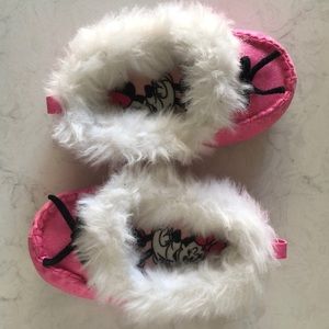 Toddler girl Minnie Mouse slippers
